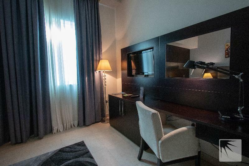Tower Hotel Apartments Abu Dhabi Esterno foto